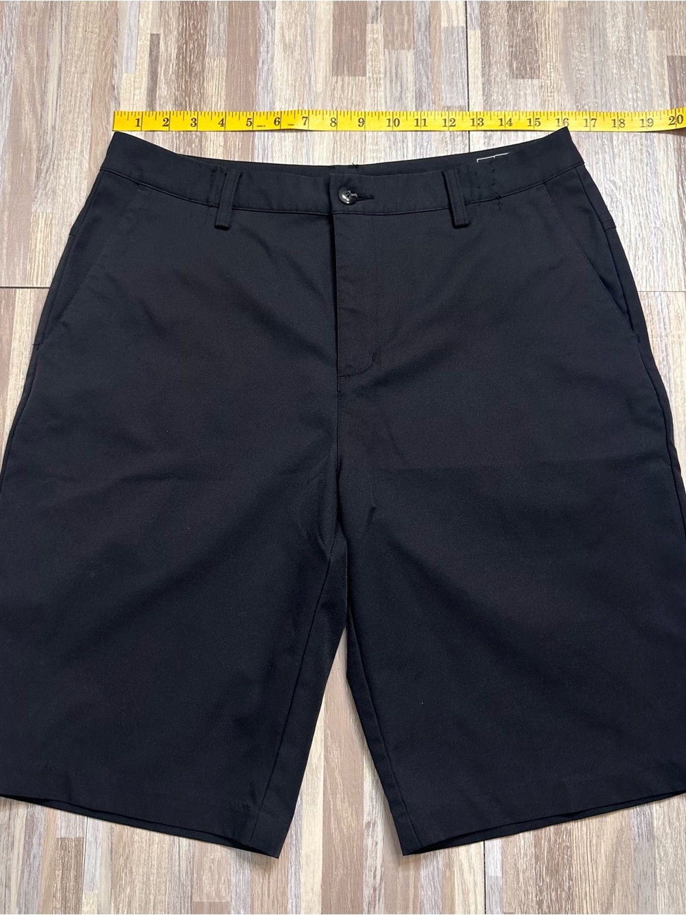 Men's Black Classic Adidas Climalite Golf Shorts Size 32 Waist - Picture 2 of 11